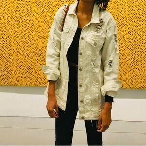Oversized cream denim jacket Prettylittlething sz 2